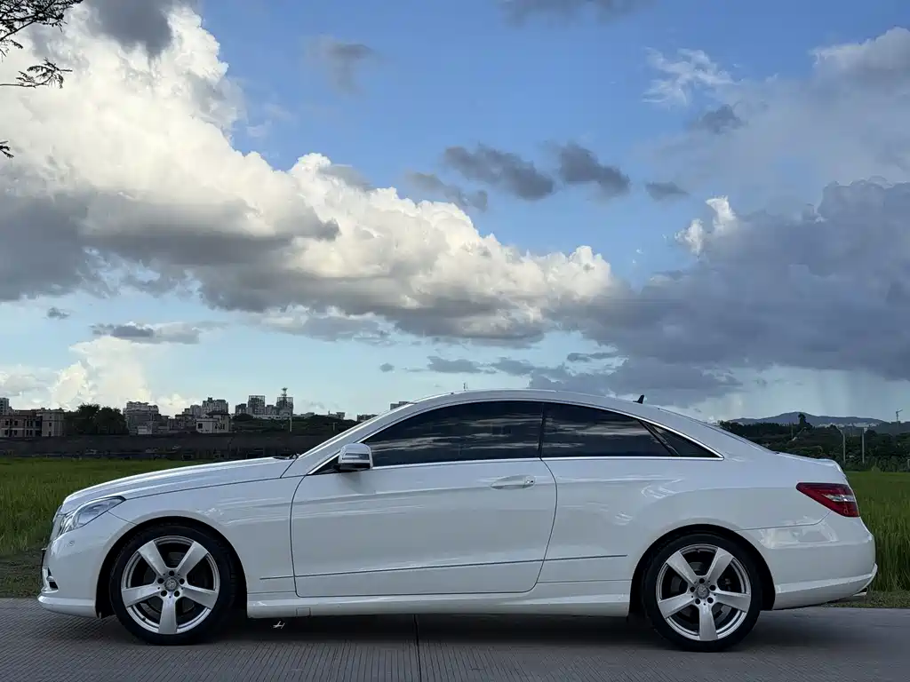 Mercedes-Benz E-Class 2013