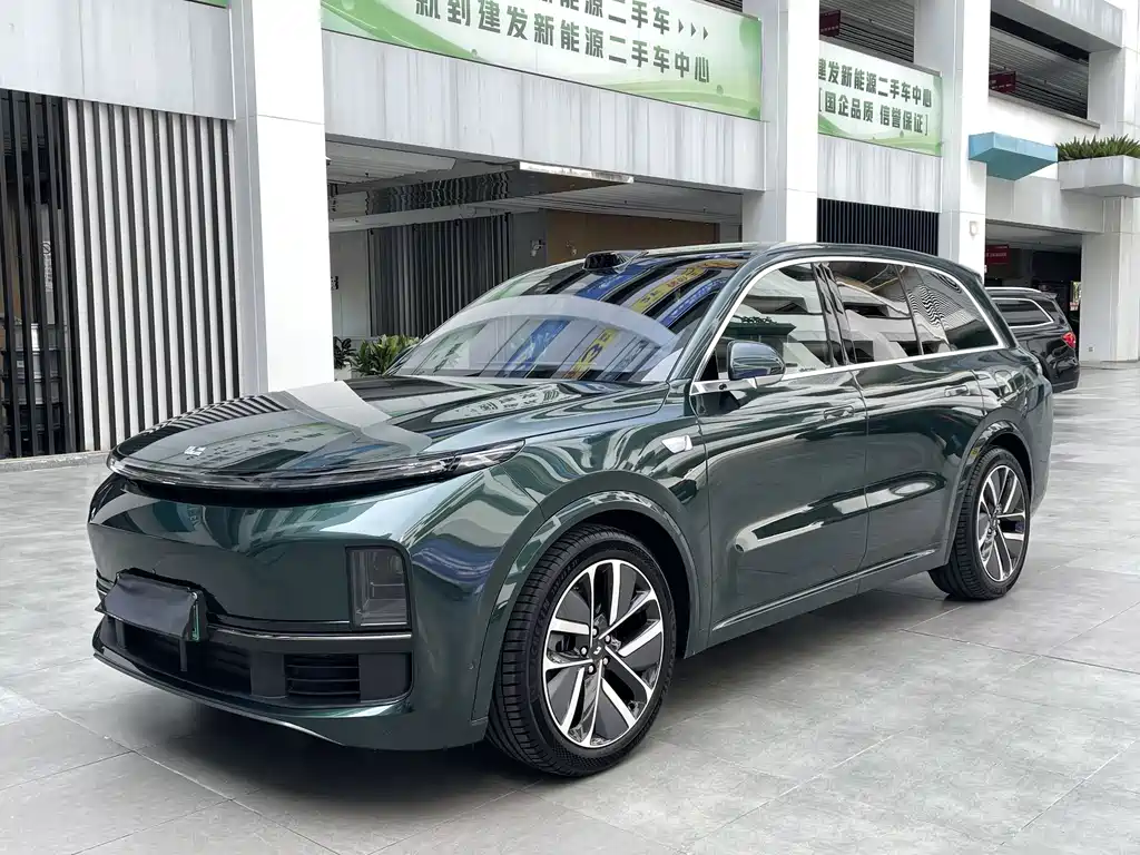 Li Auto Li L8 2024