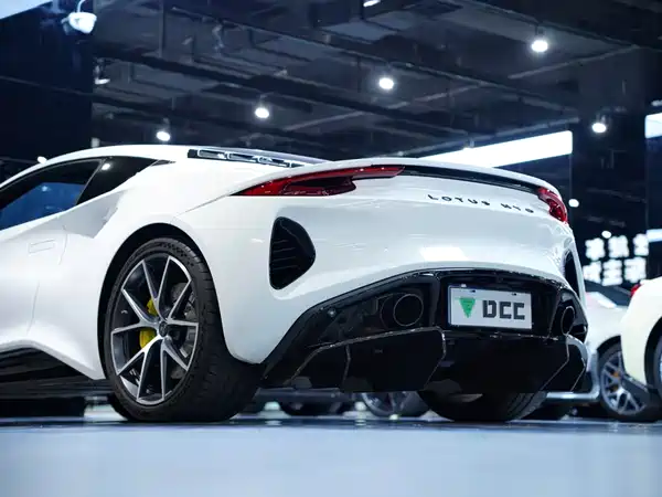 Lotus EMIRA 2023