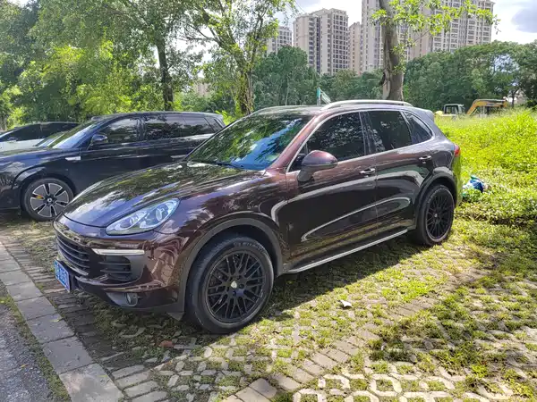 Porsche Cayenne 2015