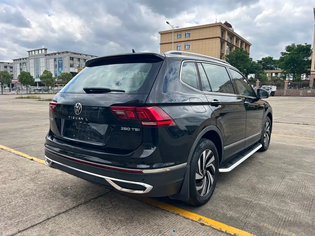 Volkswagen Tiguan L 2022 — фото 13