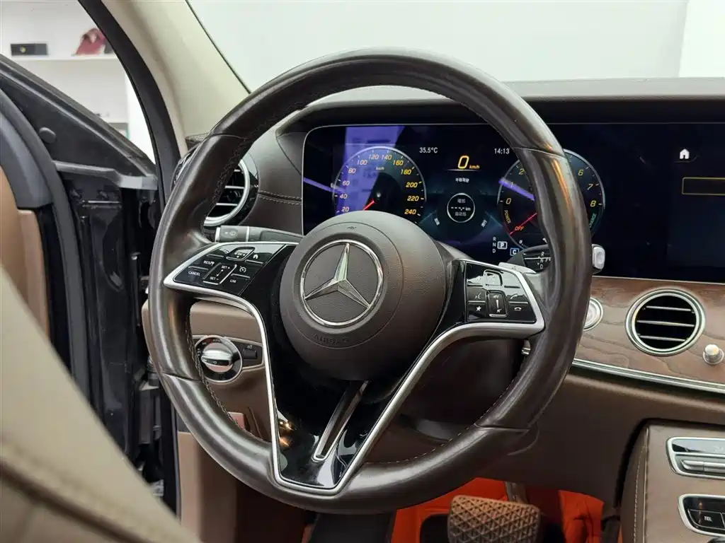 Mercedes-Benz E-Class New Energy 2022 — фото 14