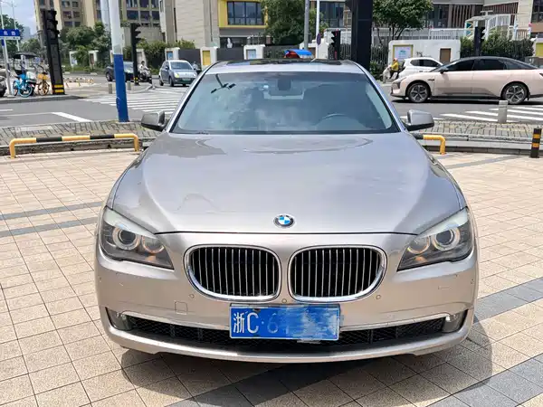 BMW 7 Series 2009