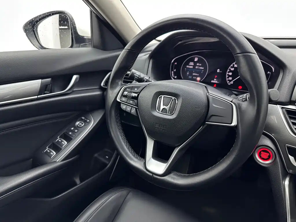 Honda Accord 2023 — фото 10