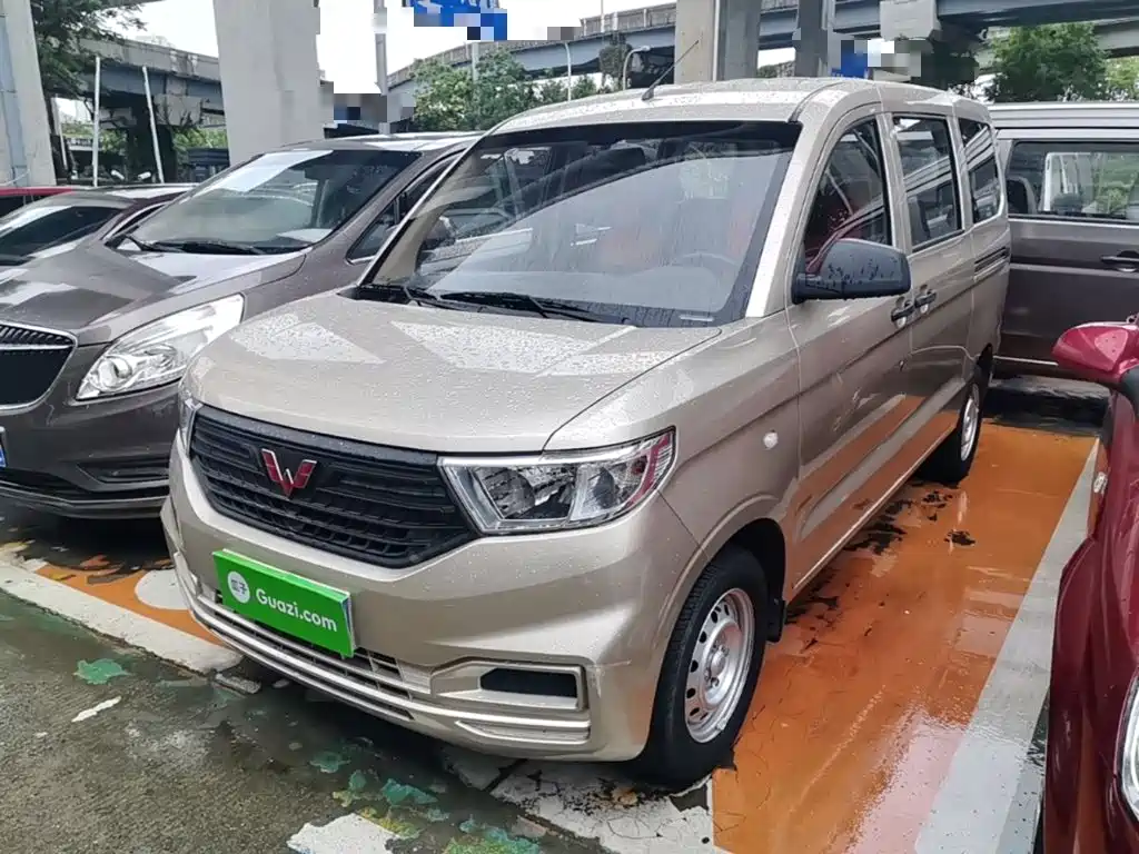 Wuling Hongguang V 2024 — фото 1