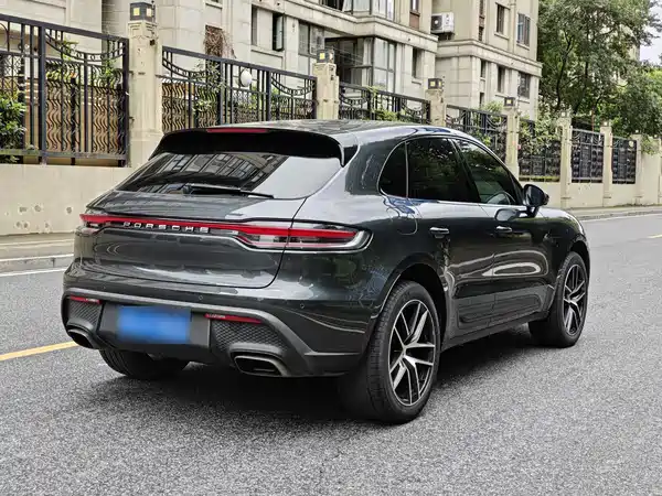 Porsche Macan 2023