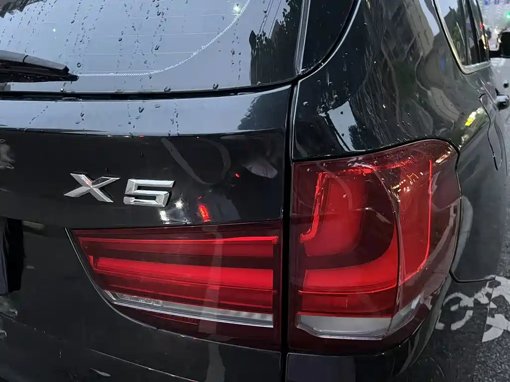BMW X5 2018 — фото 11