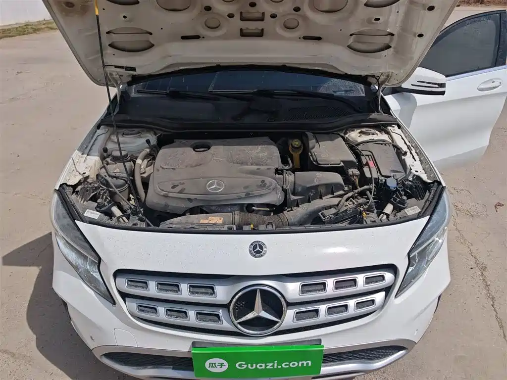 Mercedes-Benz GLA 2018 — фото 16