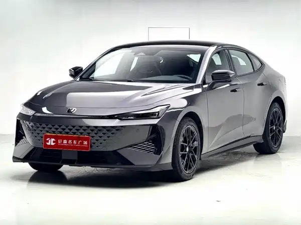 Changan UNI-V 2025