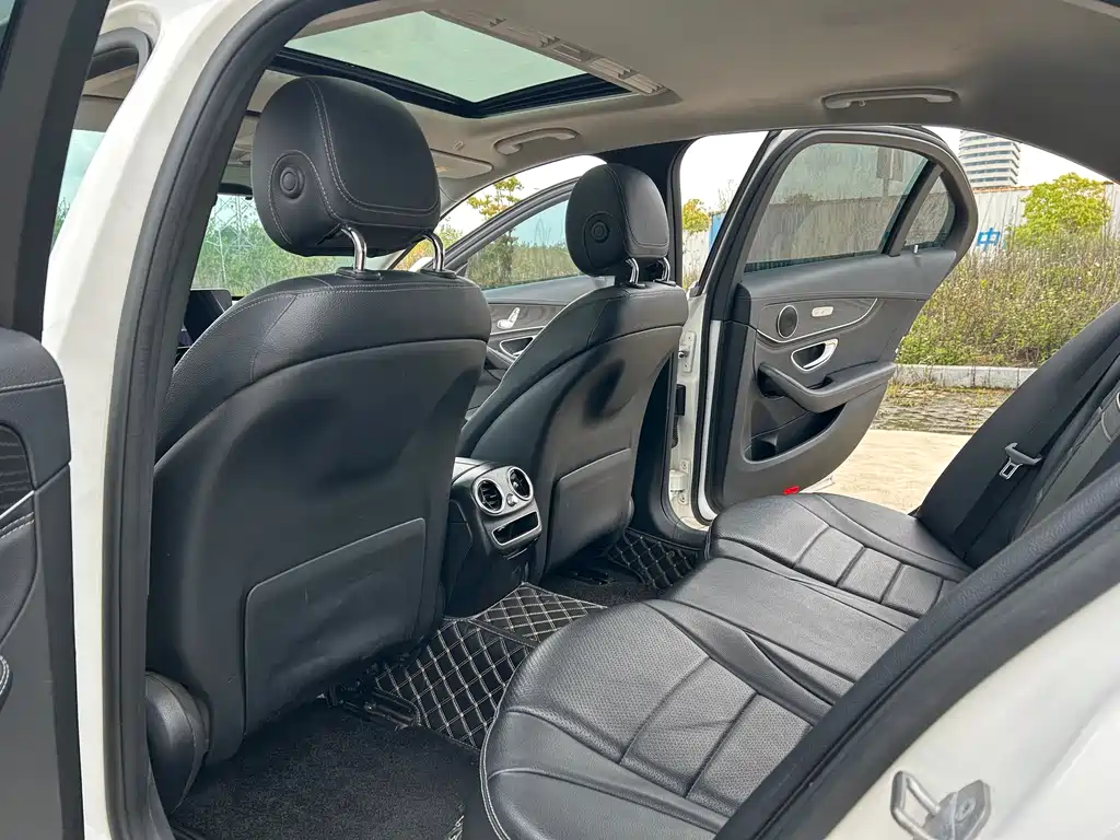 Mercedes-Benz C-Class 2020 — фото 10