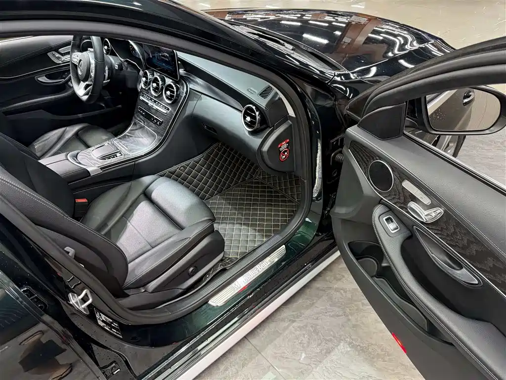 Mercedes-Benz C-Class 2020 — фото 13