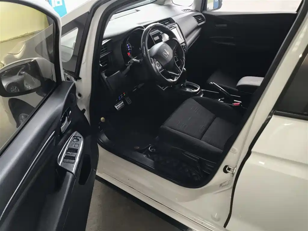 Honda Fit 2019 — фото 16