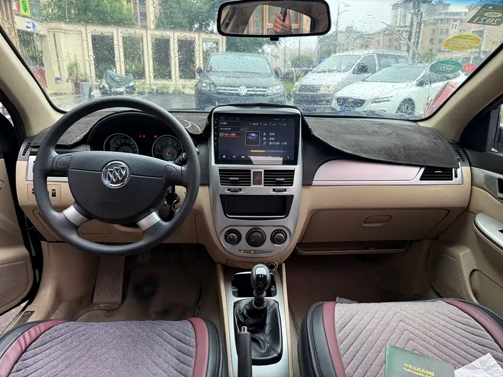 Buick Excelle 2013