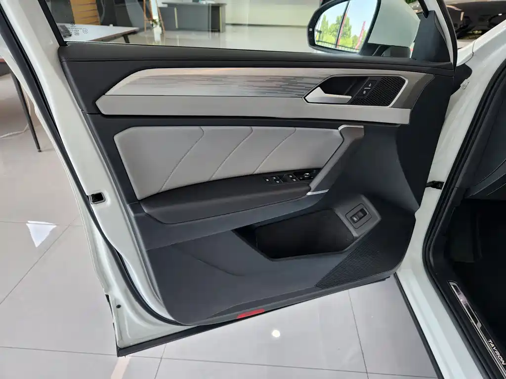 Volkswagen Tayron 2023