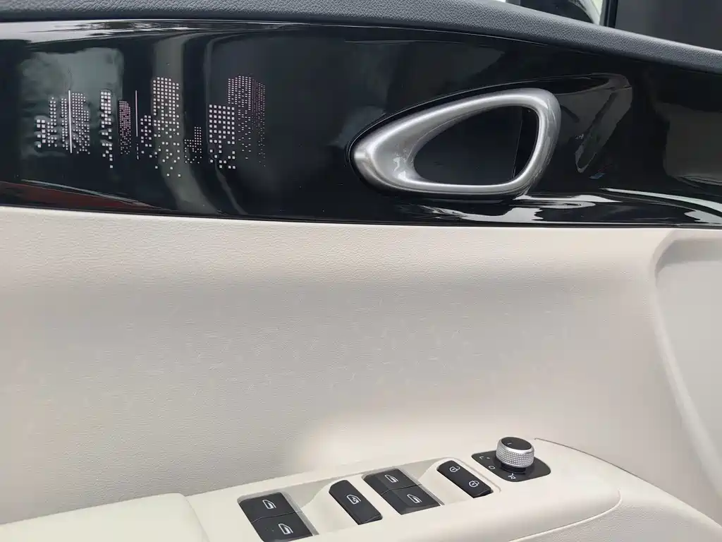 Geely Galaxy Starwish 2024 — фото 26
