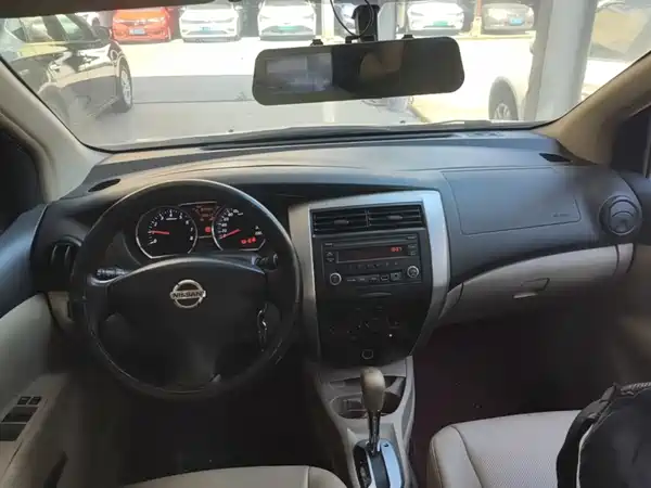 Nissan Livina 2018