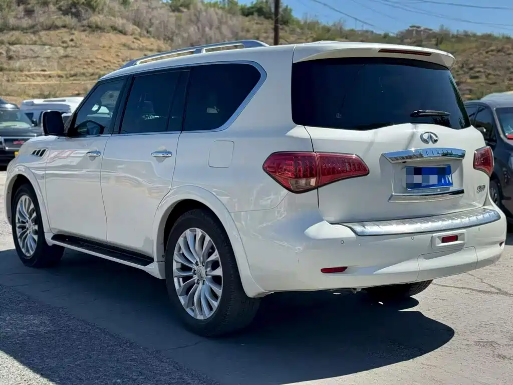 Infiniti QX80 2017