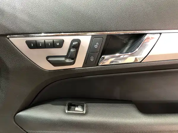 Mercedes-Benz E-Class 2012