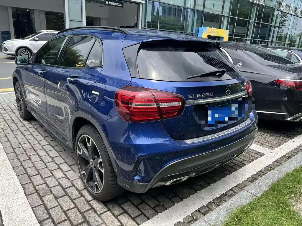 Mercedes-Benz GLA 2018 — фото 9