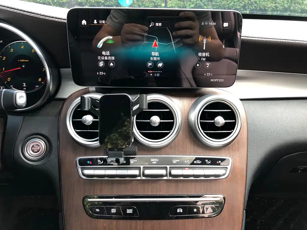 Mercedes-Benz GLC 2021 — фото 10