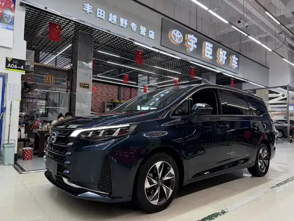 GAC Trumpchi M6 2022