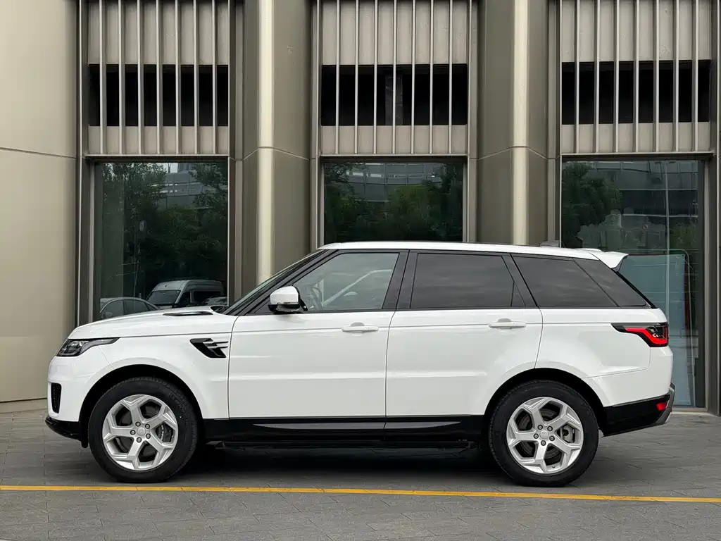 Land Rover Sport PHEV 2019 — фото 7
