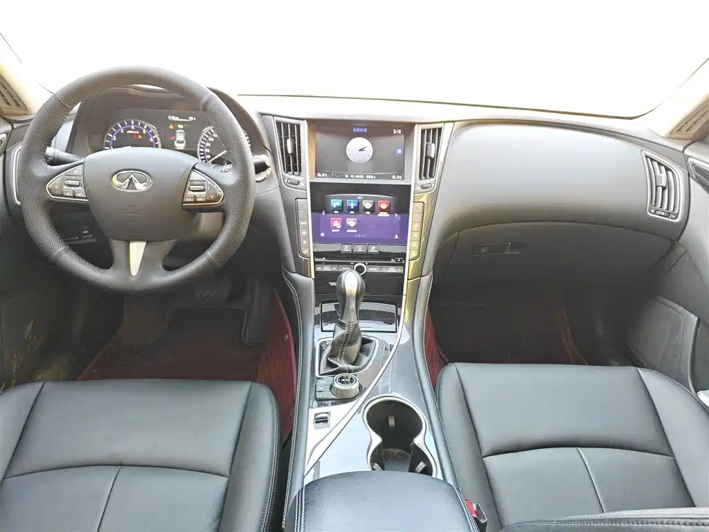 Infiniti Q50L 2016 — фото 10