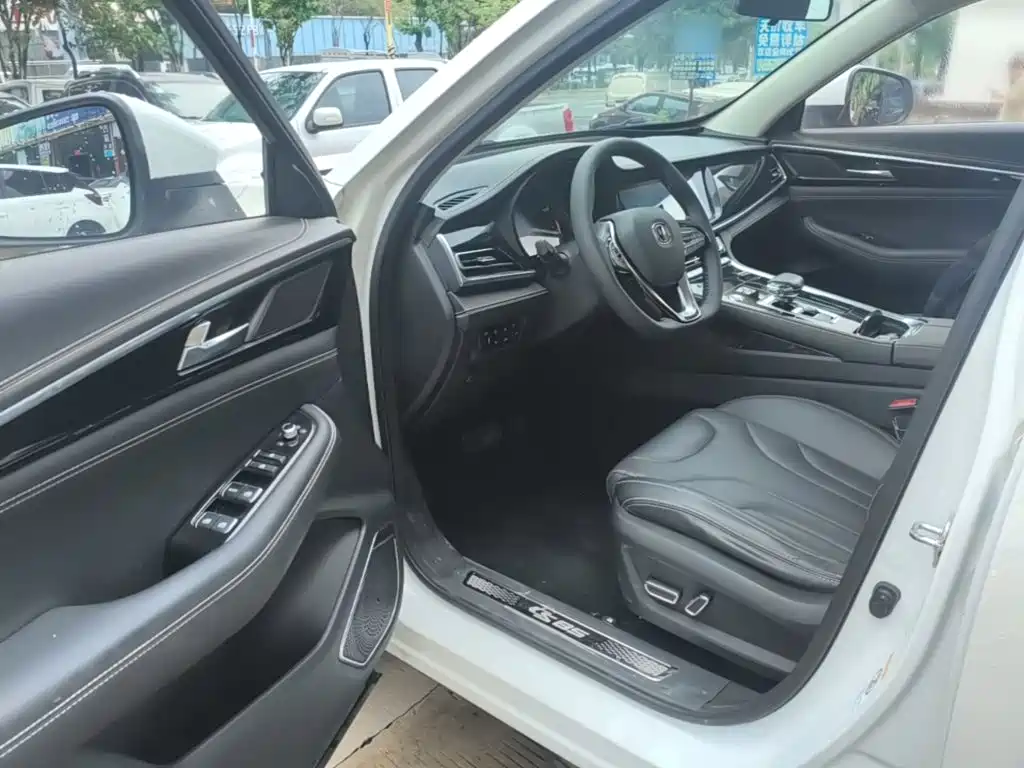 Changan CS85 COUPE 2019 — фото 16