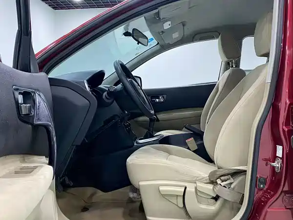 Nissan Qashqai 2015