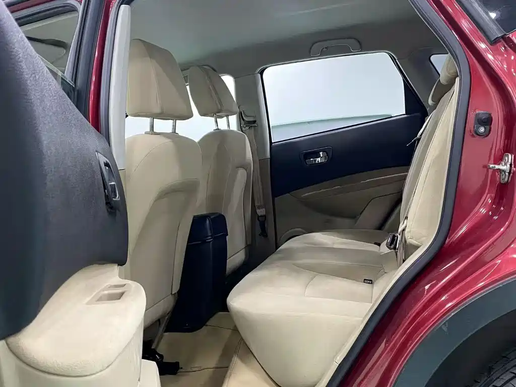 Nissan Qashqai 2015