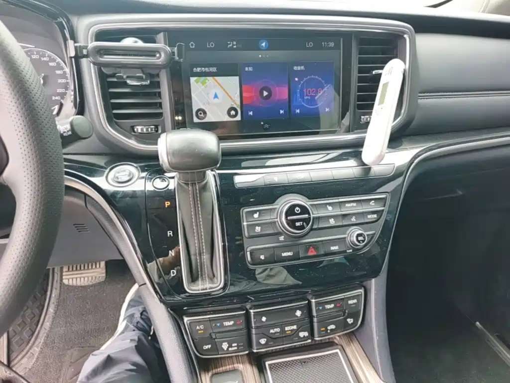 GAC Motor Trumpchi M8 2019 — фото 13