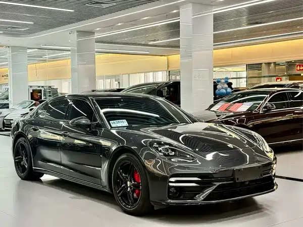 Porsche Panamera 2018