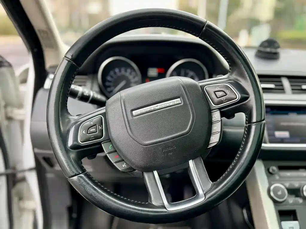Land Rover Evoque 2012 — фото 18