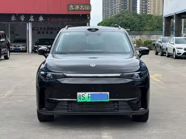 Leapmotor C16 2025