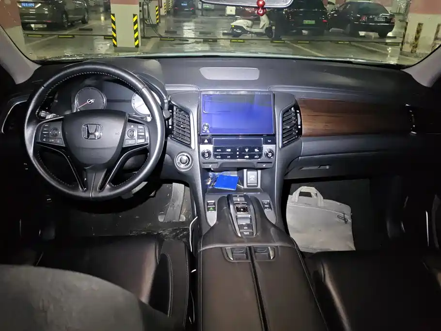 Honda Avancier 2017 — фото 12