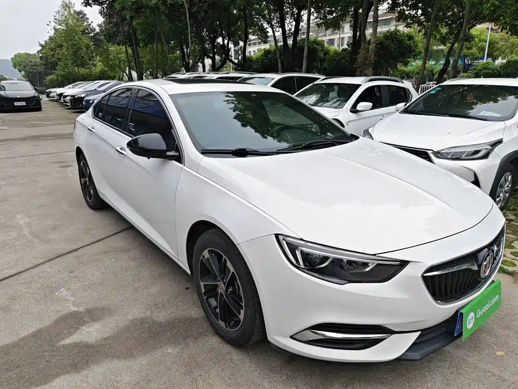 Buick Regal 2020 — фото 22