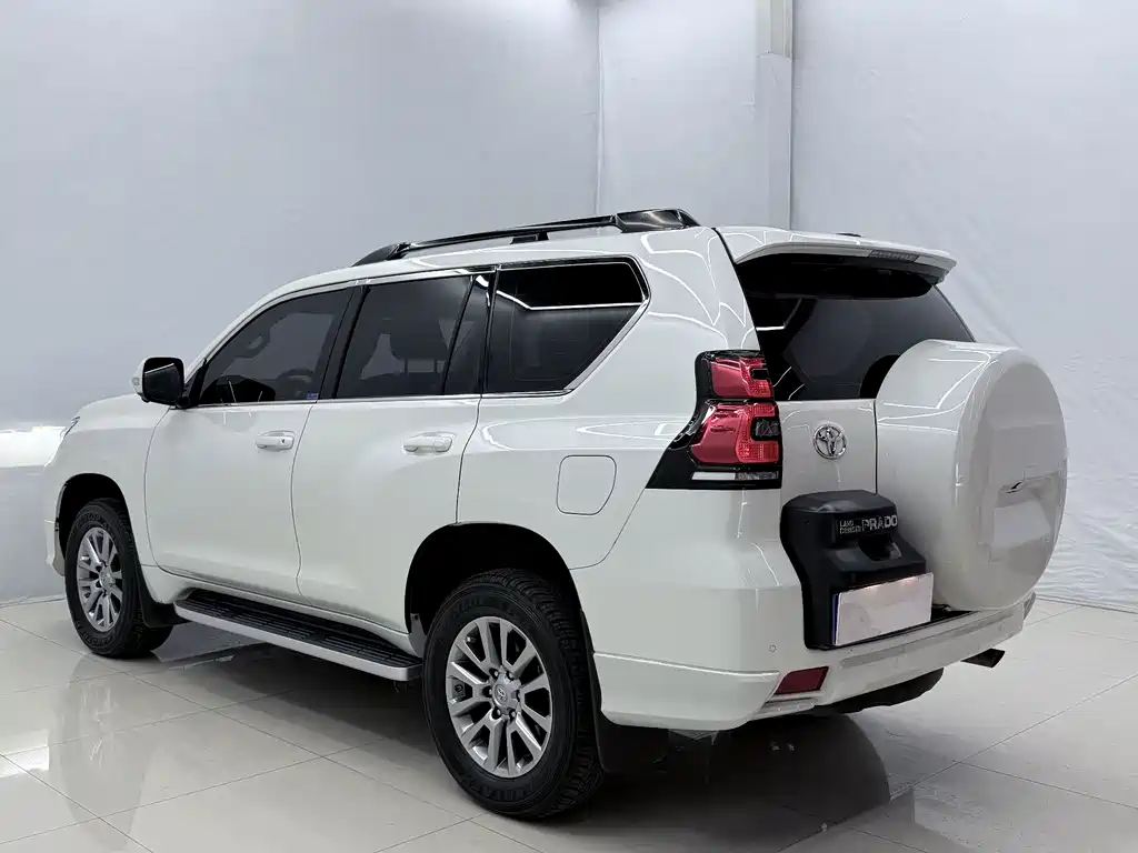 Toyota Prado 2020 — фото 12