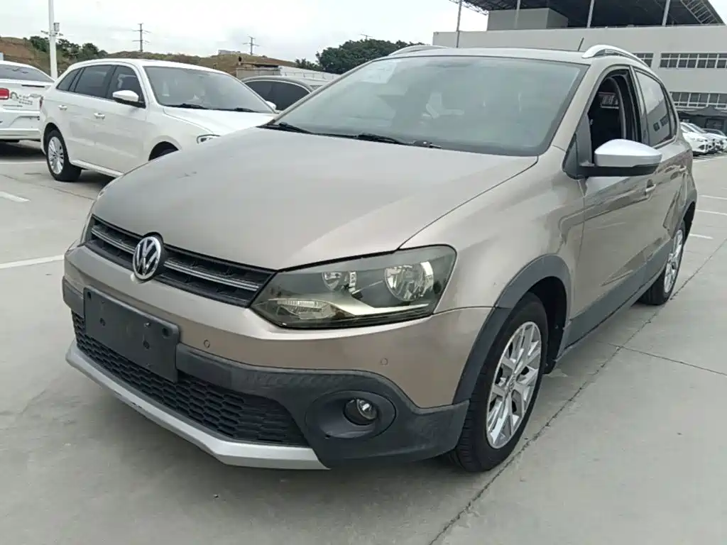 Volkswagen Polo 2015 — фото 2