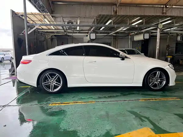 Mercedes-Benz E-Class 2017