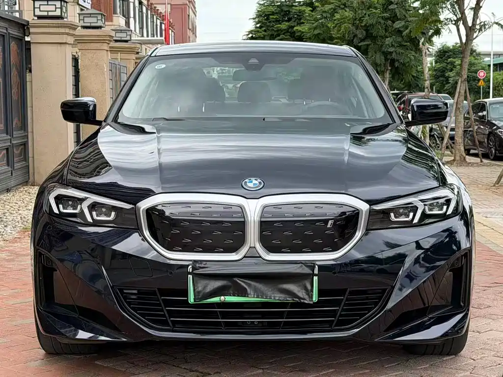 BMW i3 2022 — фото 2