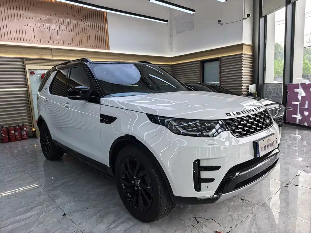Land Rover Discovery 2017 — фото 3