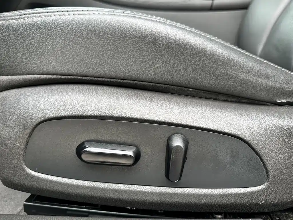 Buick LaCrosse 2020 — фото 14