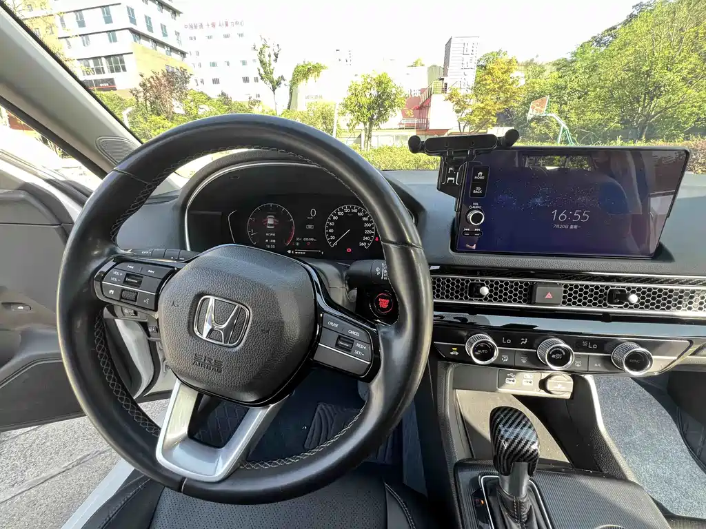 Honda Civic 2023 — фото 15