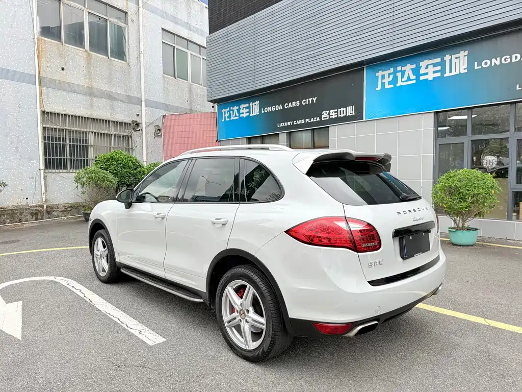 Porsche Cayenne 2015 — фото 6