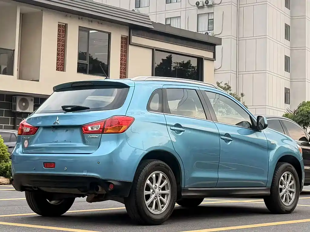 Mitsubishi Jinxuan ASX 2013 — фото 5