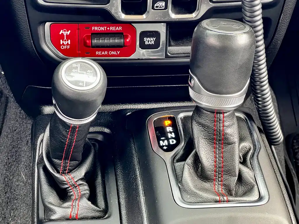 Jeep Wrangler 2019 — фото 17