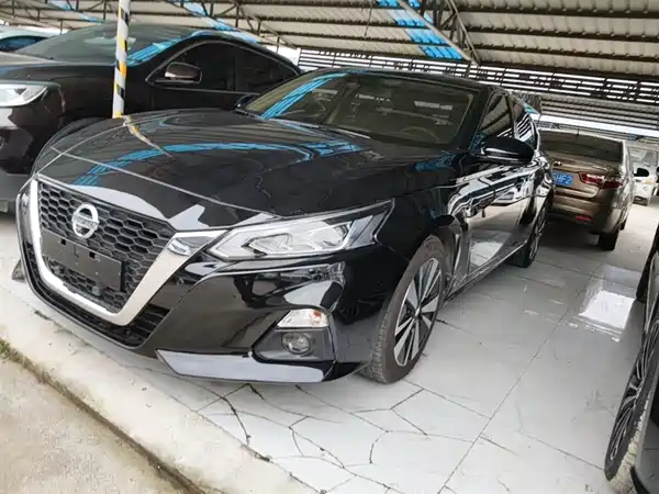 Nissan Teana 2021