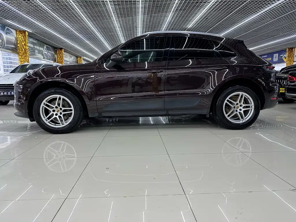 Porsche Macan 2020 — фото 7