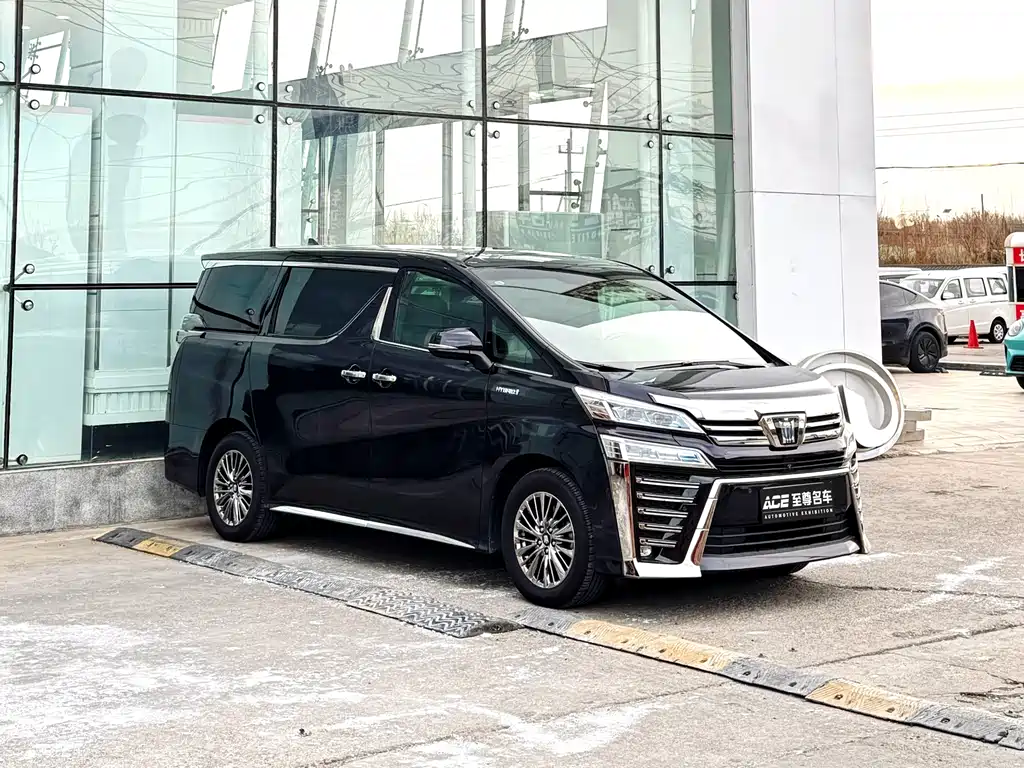 Toyota Vellfire 2021 — фото 3