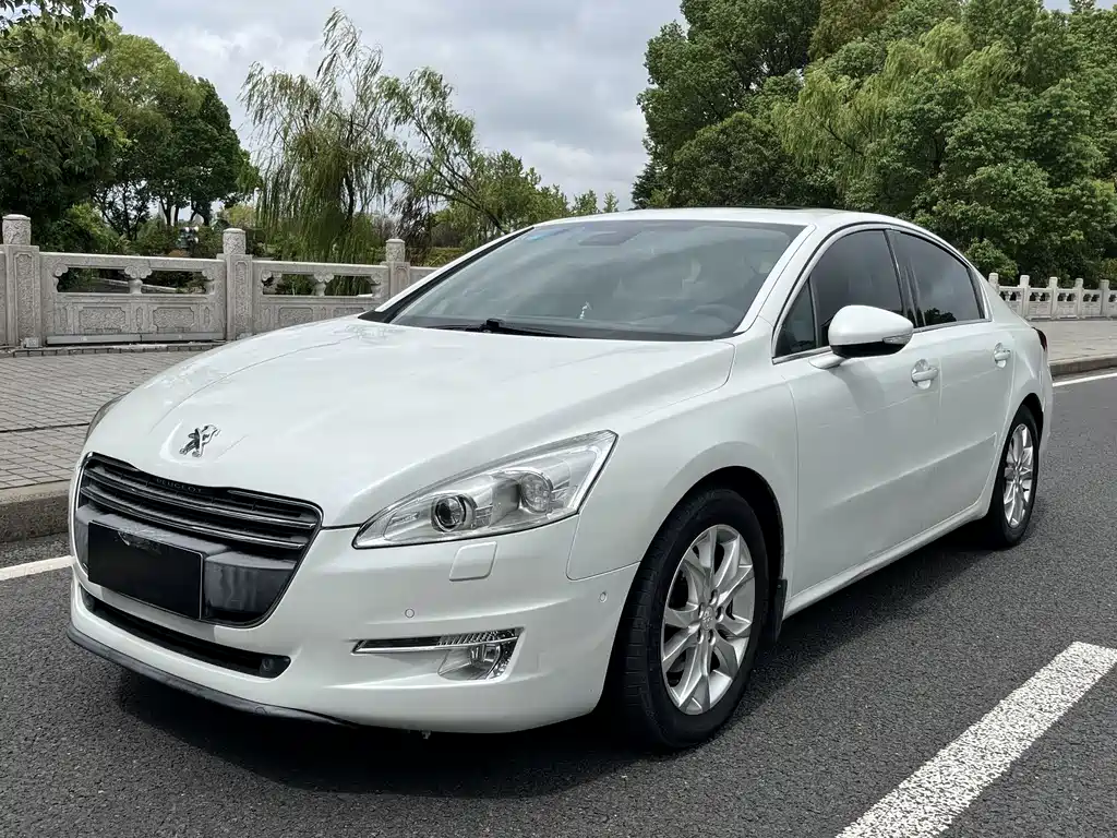 Peugeot 508 2013 — фото 1